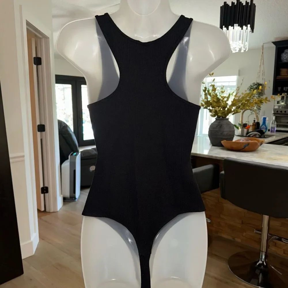 H&M Ribbed Racerback Thong Bodysuit. Size Small - Picture 6 of 10